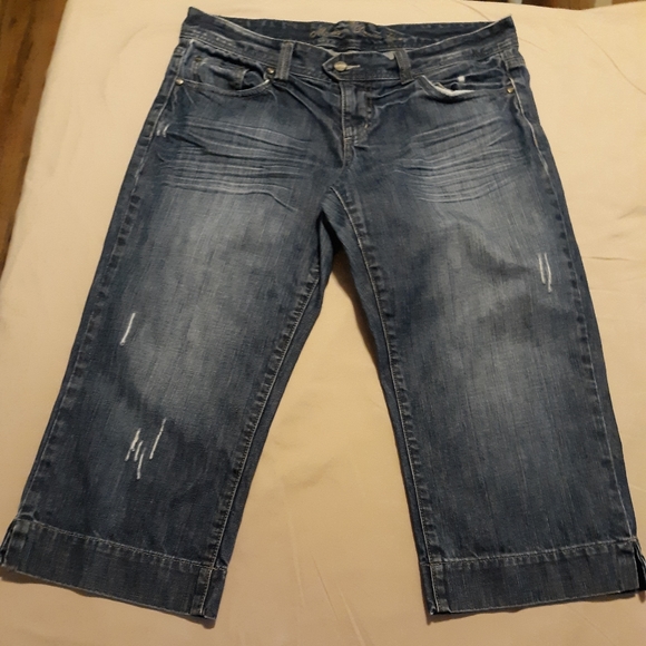 Denim - Madison denim co capris